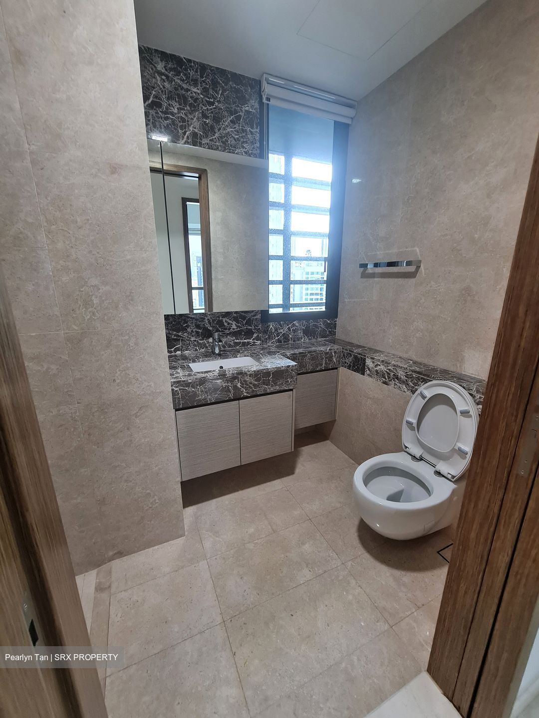 8 Saint Thomas (D9), Condominium #615516841